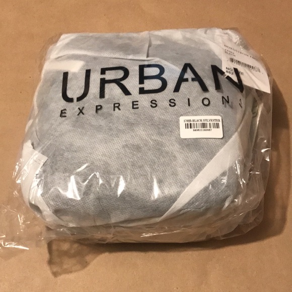 NWT Urban Expressions black faux fur crossbody bag - Picture 4 of 4